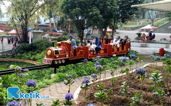 Thumbnail Berita - Taman Rekreasi Selecta Rutin Cek Wahana, Pastikan Keamanan Terjaga