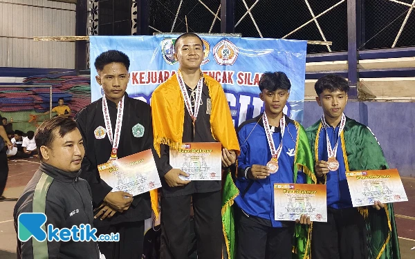 Thumbnail Berita - Top! PSHT Cabang Sampang Pusat Madiun Borong 13 Medali Emas di Kejuaraan IPSI Cup 2025