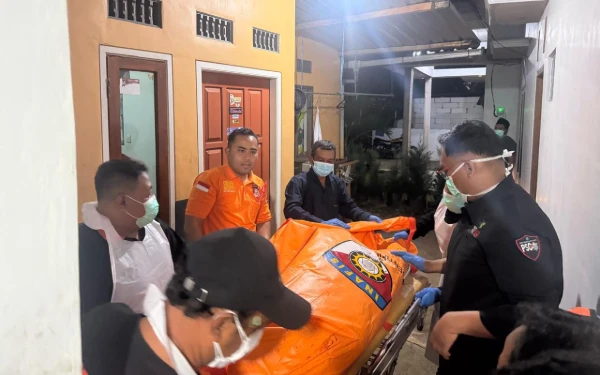 Thumbnail Tragis! Lansia Sebatang Kara di Batu Ditemukan Meninggal, Polisi Ungkap Kronologi