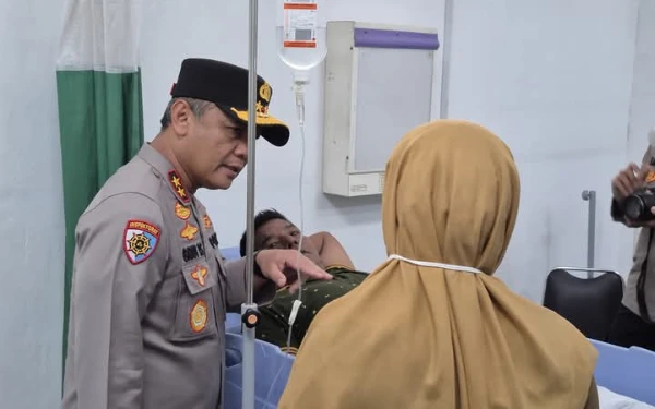 Didampingi Wawako Padang Panjang, Kapolda Sumbar Tinjau Korban Kecelakaan ALS