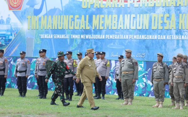Thumbnail Berita - Bupati Asahan dan Danrem Buka TMMD ke-124, Bangun Jalan Beton di Silo Bonto