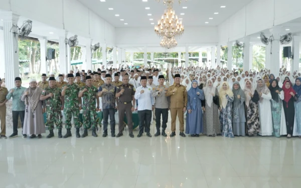 Thumbnail Berita - Wakil Bupati Asahan Rianto Resmi Buka Manasik Haji 1446 H