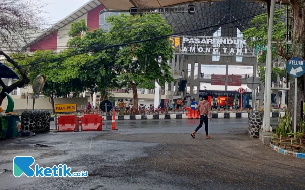Thumbnail Berita - Pelebaran Jalan Dewi Sartika Mempermudah Bus Pariwisata Parkir di Pasar Among Tani Kota Batu