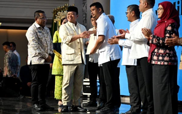Thumbnail Berita - Rakor dengan Menteri ATR/BPN, Bupati Asahan Berharap Masalah Pertanahan Terselesaikan