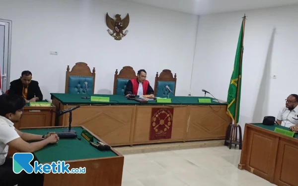 Thumbnail Berita - Praperadilan Dikabulkan, PN Palembang Batalkan Status Tersangka Darmanto Effendi dalam Kasus KDRT