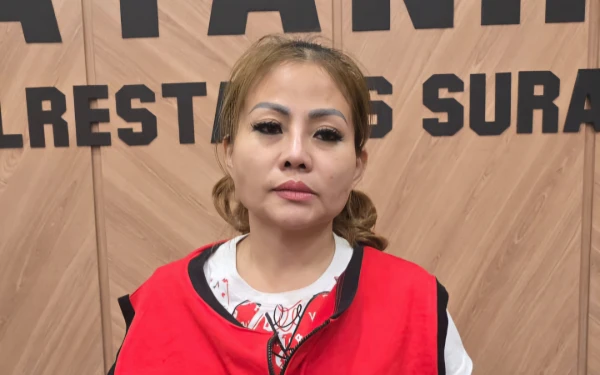 Thumbnail Berita - Pasutri Pemilik CV Sentoso Seal Ditahan Polrestabes Surabaya, Ini Penjelasan Lengkap Polisi