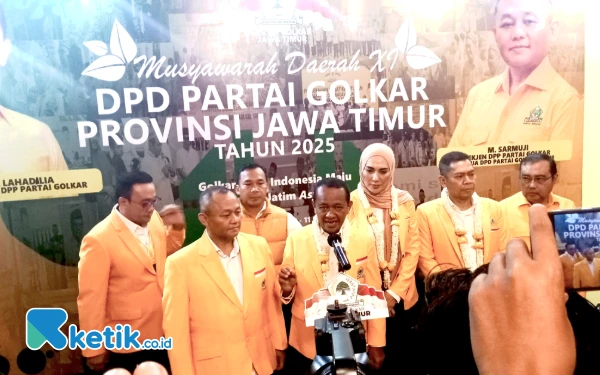 Thumbnail Berita - Ketum Golkar Puji Kinerja Sarmuji, Berhasil Tambah Kursi di Pileg hingga Gelar Musda