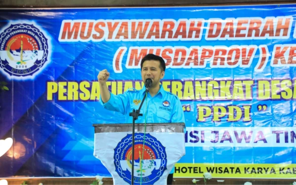 Jadi Penggerak Ekonomi Desa, Wagub Emil Ajak PPDI Jatim Sukseskan Koperasi Merah Putih