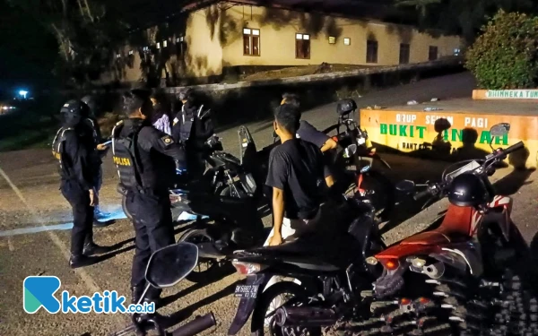 Thumbnail Berita - Polres Labuhanbatu Sweeping Preman Berkedok Ormas, Bikin Keributan Disikat