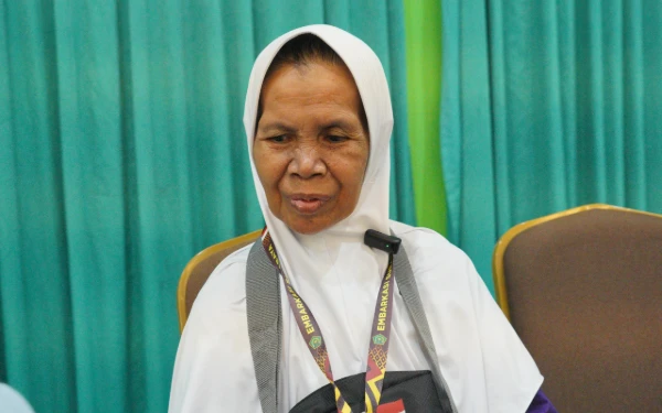 13 Tahun Menabung, Mimpi Nenek Penjual Jamu Berangkat Haji Terwujud