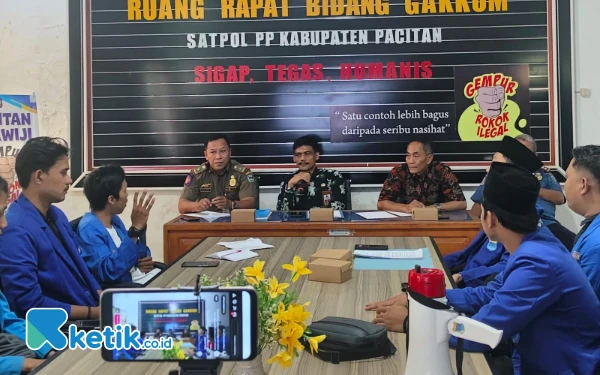 Thumbnail Berita - Marak Kos yang Diduga Jadi Tempat Esek-esek Pelajar Pacitan, PMII Desak Satpol-PP