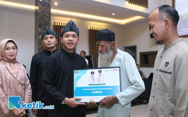 Thumbnail Berita - Pemkab Bandung Gelontorkan Rp7 Miliar Bantuan Usaha Ekonomi Produktif