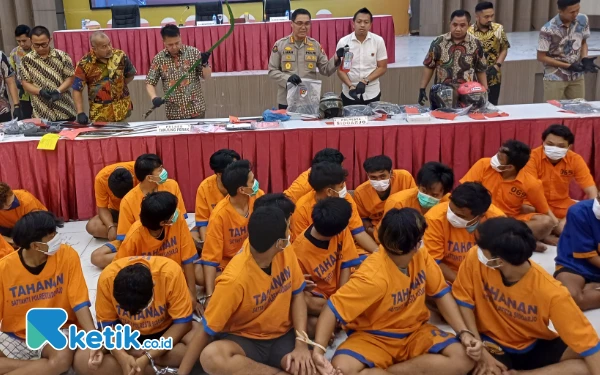 Polda Jatim Tangkap 2.307 Preman dalam 2 Minggu