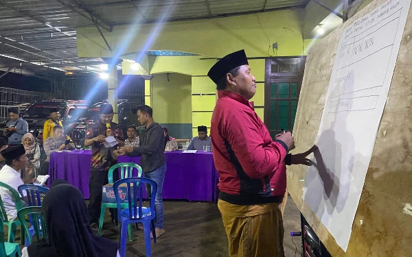 Thumbnail Berita - Pemilihan Ketua RT di Tapen Bondowoso Rasa Pemilu