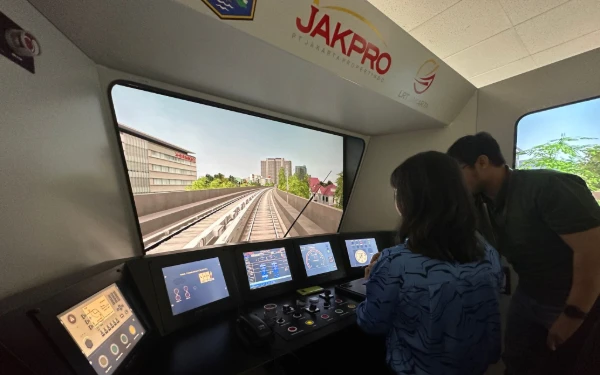 Thumbnail Berita - Buruan Daftar! LRT Jakarta Cari Teknisi, Lowongan Dibuka hingga 23 Mei 2025