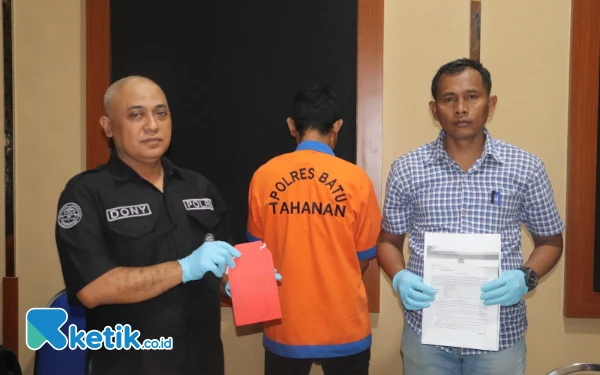 Thumbnail Berita - Polres Batu Tangkap Tersangka Perampas HP di Pujon