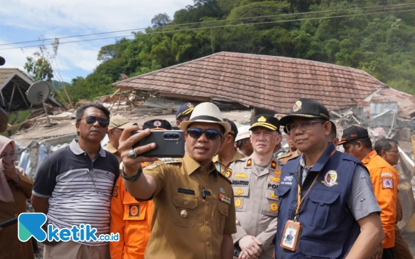 Bupati Bandung Gercep Langsung Tinjau Lokasi Longsor Nagreg