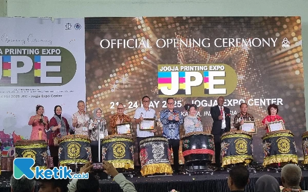 Thumbnail Dibuka Hari ini, Pameran Jogja Printing Expo 2025 Hadirkan Inovasi Teknologi Percetakan Terkini