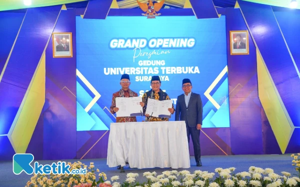 Thumbnail Berita - Dukung Kemajuan Dunia Pendidikan,  Bank Jatim Tanda Tangani MoU dengan UT Surabaya