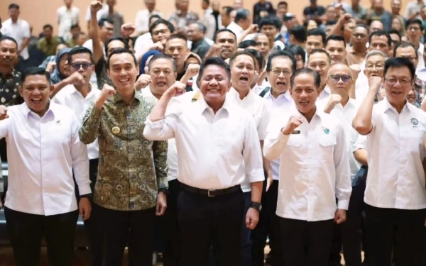 Thumbnail Berita - Tak Serius Cegah Karhutla, Menteri LH Ancam Sanksi bagi Pemegang Konsesi di Sumsel
