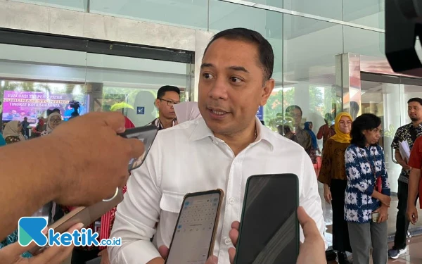 Thumbnail Eri Cahyadi Andalkan Kanri Tekan Kenakalan Remaja Surabaya, Bisakah Menyamai Kesuksesan ‘Pendidikan Militer’ Jabar?