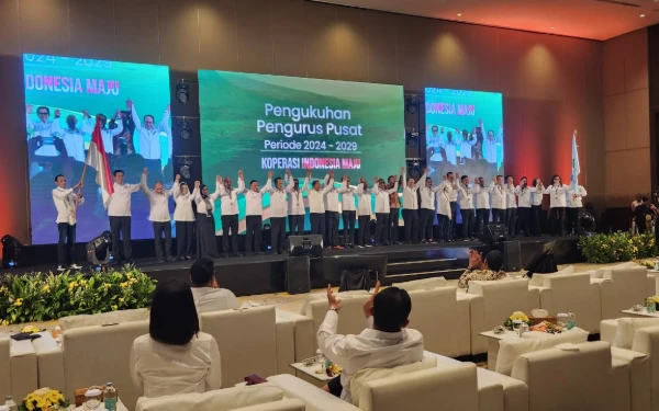 Thumbnail Berita - Akhiri Dualisme, Bambang Haryadi Resmi Pimpin Dekopin dan Tegaskan Komitmen Kolaboratif