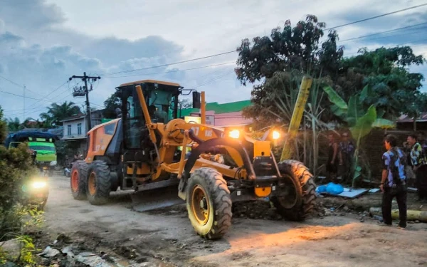 Fix! Dishub Labuhanbatu Laporkan Dugaan Perusakan Portal Pakai Truk dan Grader