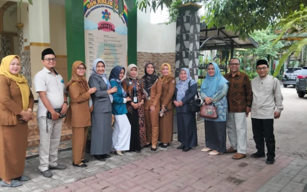 Thumbnail Berita - Kasus Siswi SD Disiram Kuah Bakso Panas, Komisi D DPRD Jember Berharap Sekolah Lebih Dekat ke Anak Didik