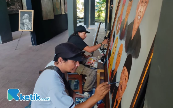 Jejak Warna di Kampus Undar Jombang, Pelukis Tepi Kota Hadirkan 50 Karya dalam Reuni Akbar