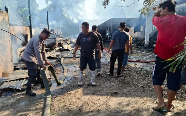 Kebakaran Hanguskan Satu Rumah di Tanjung Merah Bitung, Kerugian Capai Rp 1,5 Miliar
