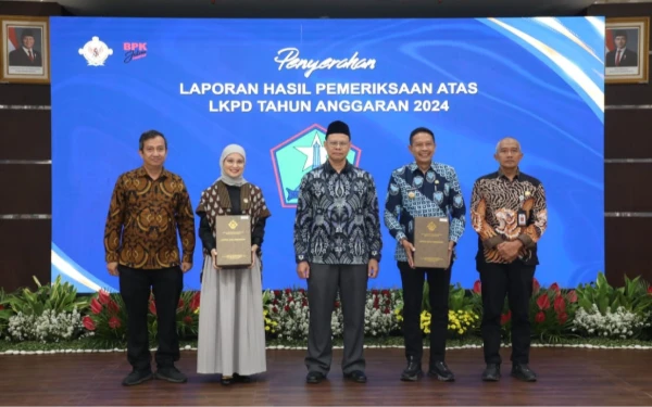 Thumbnail Berita - Pemkot Malang Raih WTP ke-14 Kali Berturut-turut Wali Kota Puji Kinerja Pemerintahan Daerah