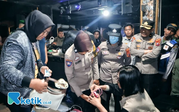 Thumbnail Berita - Tim Gabungan Temukan Tempat Hiburan Malam di Labuhanbatu Tak Berizin dan Langgar Jam Malam