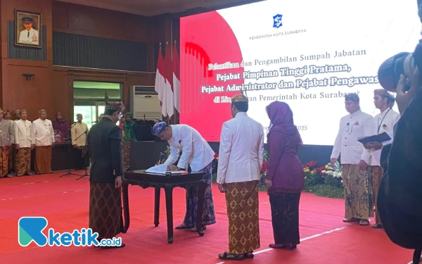 Ikhsan Tak Lagi Duduki Kursi Sekda Kota Surabaya, Eri Cahyadi Ungkap Pejabat Harus Rotasi 2 Tahun Sekali