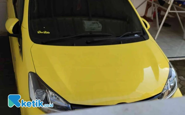 Thumbnail Berita - Ditanya Soal Penyitaan Mobil, Anggota Intelkam Polres Sampang Malah Ajak Ngopi