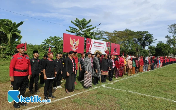Thumbnail Hari Lahir Pancasila, PDIP Jember Gelar Upacara Berpakaian Adat dan Seni Budaya
