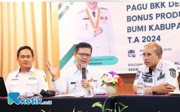 Thumbnail Berita - Bupati Bandung Usulkan Daerahnya Mendapat Participating Interest dari Hasil Tambang Panas Bumi