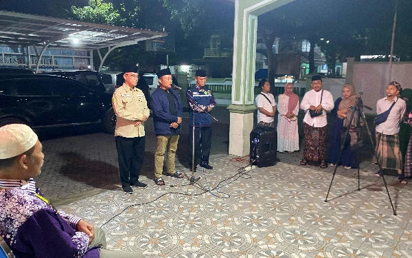 Thumbnail Berita - Sunhadi, Jemaah Haji Terakhir Bondowoso yang Berangkat ke Tanah Suci