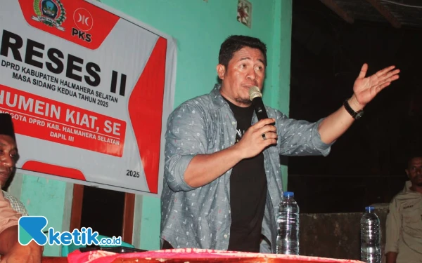 Thumbnail Berita - Pasokan Listrik 12 Desa di Halmahera Selatan Belum Teraliri, Humein Kiat: Wajib Dipenuhi
