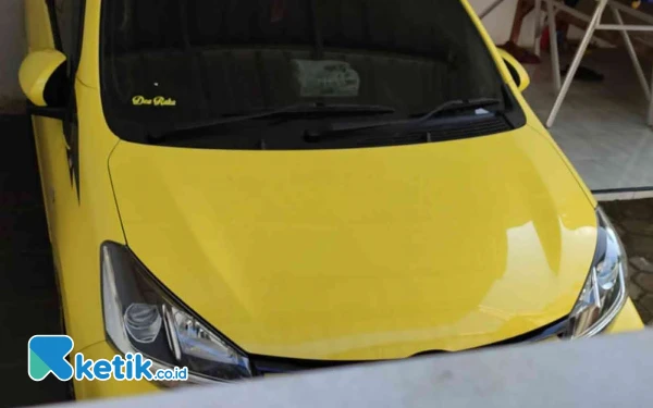 Thumbnail Berita - Polres Sampang Bungkam Soal Dugaan Penipuan Oknum Honorer dan Penyitaan Mobil