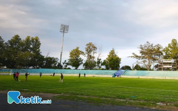 Thumbnail Berita - ‎Wali Kota Batu Nurochman Dijadwalkan Ikuti Salat Iduladha di Stadion Brantas  ‎