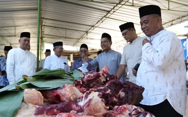 Dipimpin langsung oleh Bupati Harda Kiswaya Pemkab Sleman Terjunkan 358 Petugas Pemantauan Pelaksanaan Kurban
