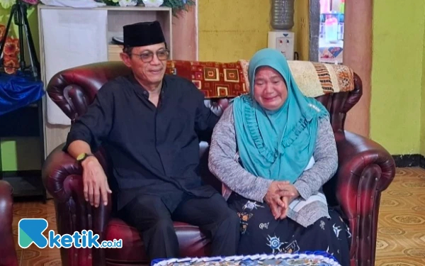 Thumbnail Berita - Wabup Helmi Bersilaturahmi ke Orang Tua Sahril, Wartawan Metro TV yang Gugur Saat Peliputan