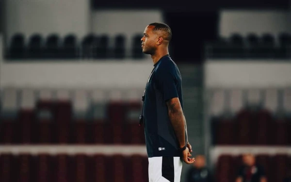 Thumbnail Patrick Kluivert Tegaskan Tak Tambah Naturalisasi di Putaran 4 Kualifikasi Piala Dunia