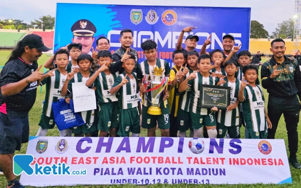 Thumbnail Berita - Raih Juara Piala Wali Kota Madiun 2025, MSA Soccer Academy Siap Tampil di Tingkat Nasional