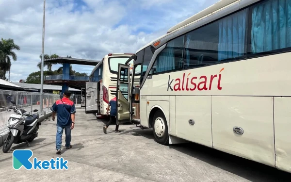 Thumbnail Kebijakan Baru, Bus Dilarang Ngetem di Luar Terminal Arjosari Kota Malang