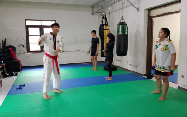 Thumbnail Berita - Terjunkan 12 Atlet, Tarung Derajat Kota Batu Target Empat Emas di Porprov IX Jatim   ‎