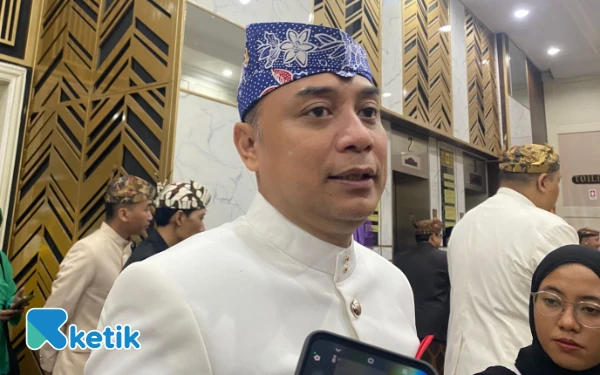 Thumbnail Eri Cahyadi Ajak Penjual Soto di Kota Surabaya Merapat di Festival Soto Nusantara