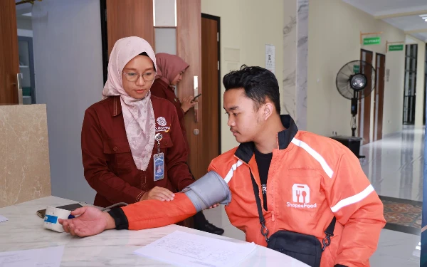 Thumbnail Polda DIY Gelar Pemeriksaan Kesehatan Gratis Bagi Pengemudi Ojol