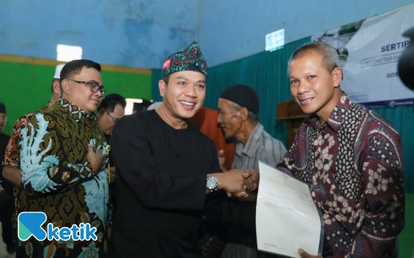 Thumbnail Berita - 800 Ribu Bidang Tanah Warga Kabupaten Bandung Tersertifikasi PTSL