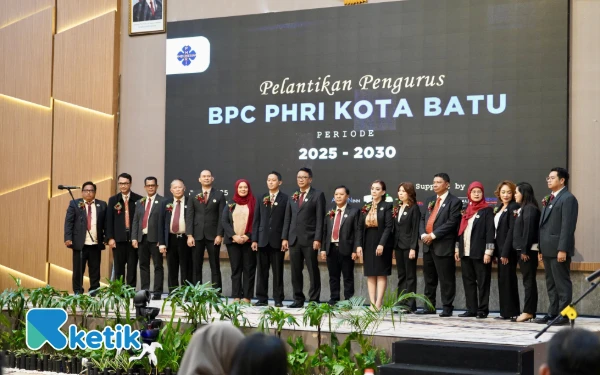 Thumbnail Berita - ‎Resmi Dilantik, Pengurus PHRI Kota Batu 2025-2030 Hadapi Tantangan Efisiensi